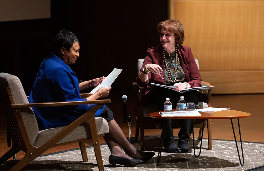 Carla Hayden and Karen Lawrence discuss Franklin letter