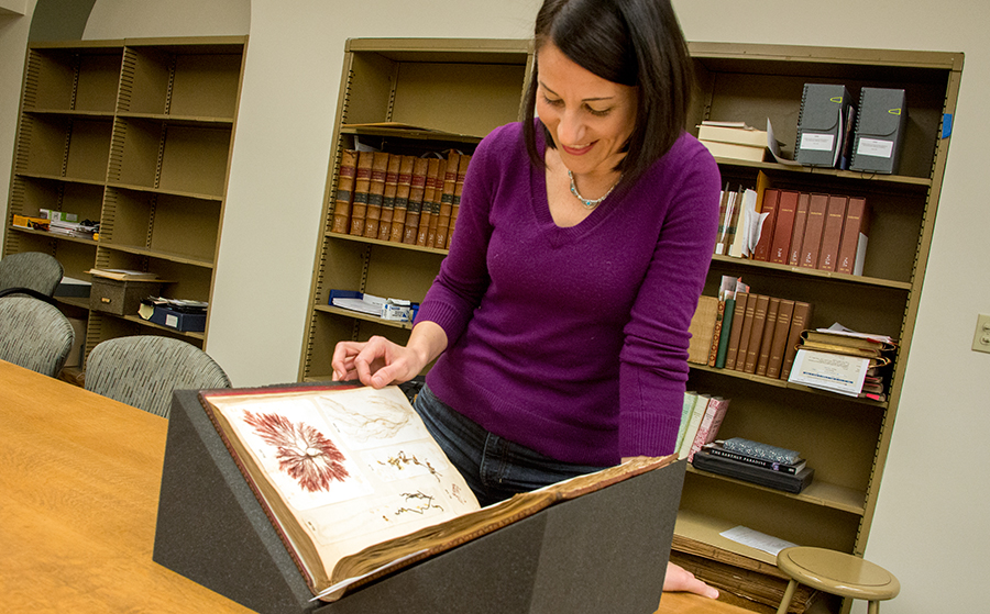 Michele Navakas, assistant professor of English and affiliate of American Studies at Miami University of Ohio, examines the astonishing range of seaweed in Algology