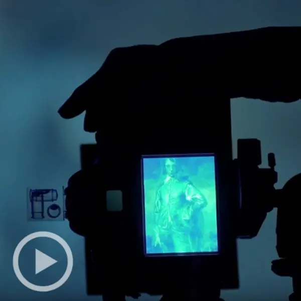 Camera viewport displaying the Blue Boy under blue light