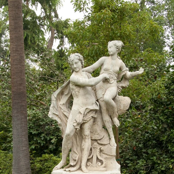 This sculptural group portrays a Greek legend about love in which the mythical poet Orpheus braves the underworld to bring his dead wife, Eurydice, back to life.