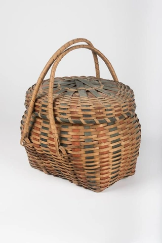 J. H. S. (Mohegan), Basket, ca. 1880, ash splint and dye. Gift of Jonathan and Karin Fielding, 2016.25.50 