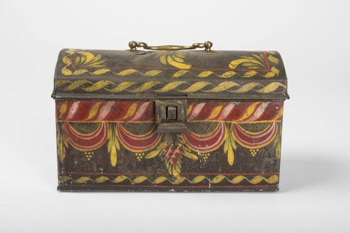 Elijah and Elisha North (American), Decorated document box, Stevens Plains (now Westbrook), Maine, ca. 1806-1840, tin, brass, and paint. Gift of Jonathan and Karin Fielding, 2016.25.45 