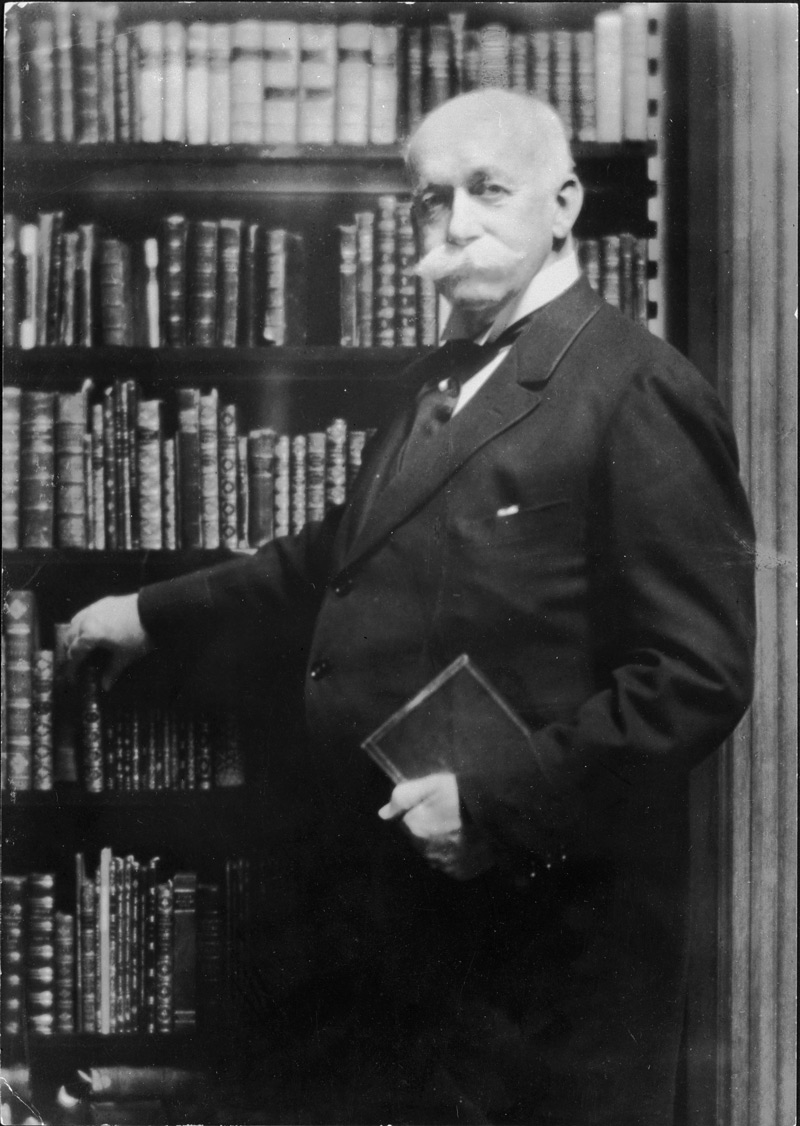 Henry E. Huntington around 1917, a few years into his marriage with Arabella. Here he poses in the 2nd floor Library of Arabella’s mansion in New York City. The Huntington Library, Art Collections, and Botanical Gardens.