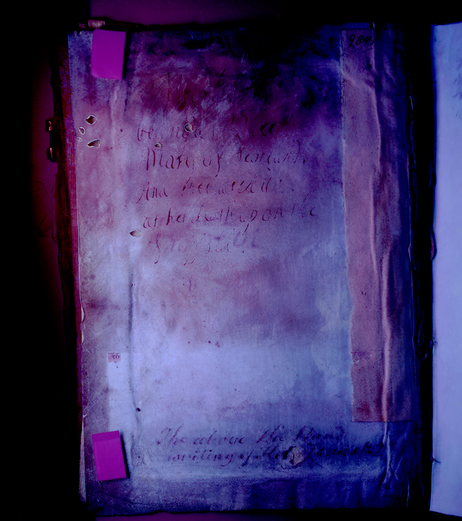 Inscription, under a blacklight, attributed to King James II (1633–1701), grandson of the Scottish Queen Mary: “This Book belonged to Queen Mary of Scotland And shee used it at her death upon the Scaffold.” Huntington Manuscript 1200, ii verso. The Huntington Library, Art Collections, and Botanical Gardens.
