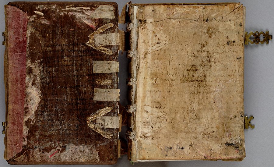 Binding, very worn pink silk velvet over oak boards with two gilt fore edge clasps. Huntington Manuscript 1200. The Huntington Library, Art Collections, and Botanical Gardens.
